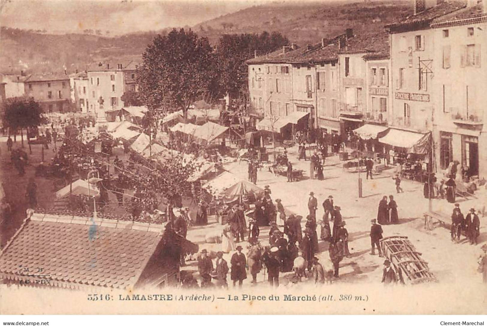 LAMASTRE - La Place Du Marché - Très Bon état - Lamastre
