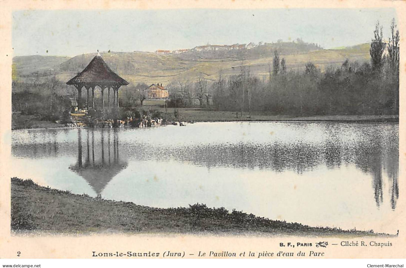 LONS LE SAUNIER - Le Pavillon Et La Pièce D'eau Du Parc - Très Bon état - Lons Le Saunier