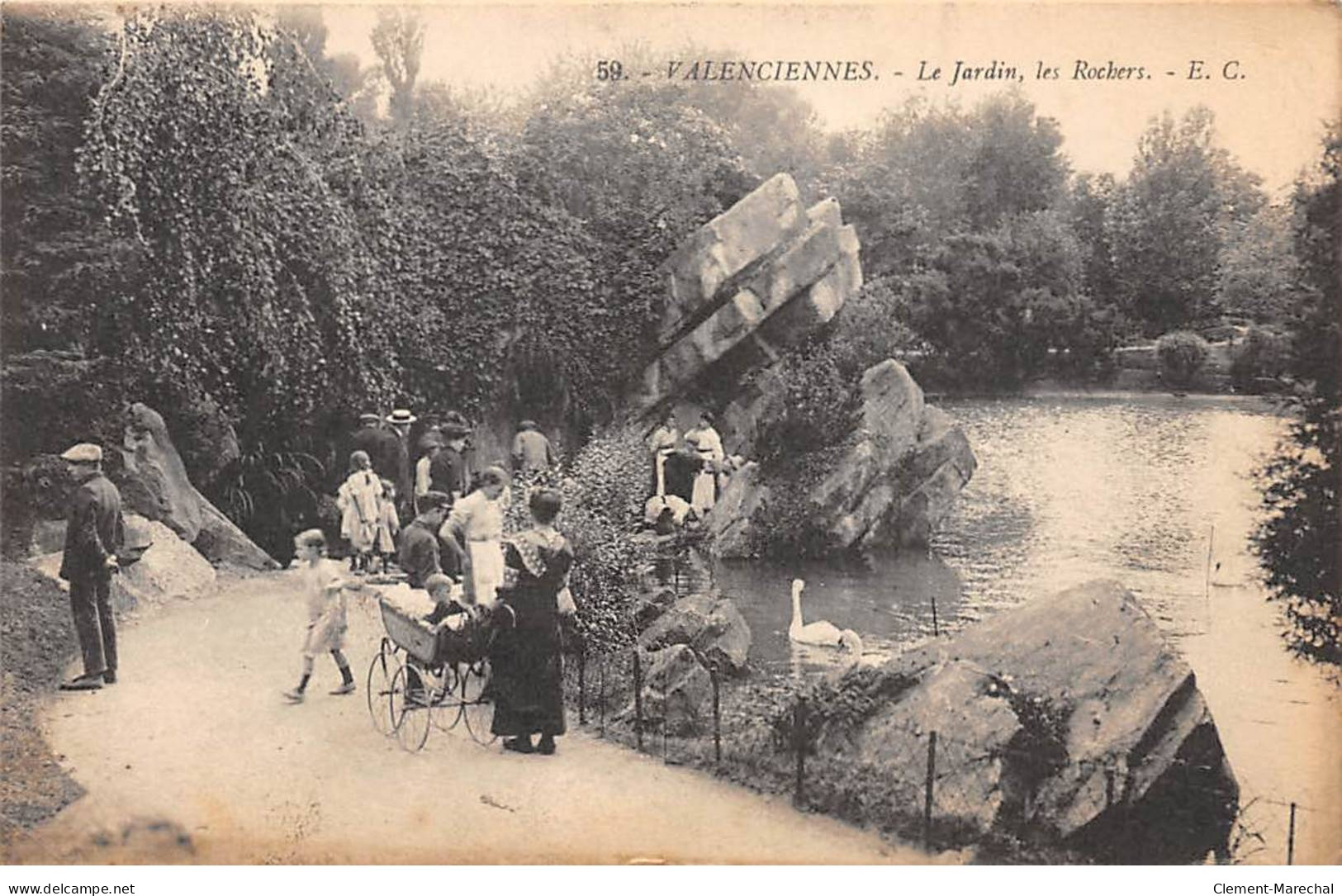 VALENCIENNES - Le Jardin, Les Rochers - état - Valenciennes
