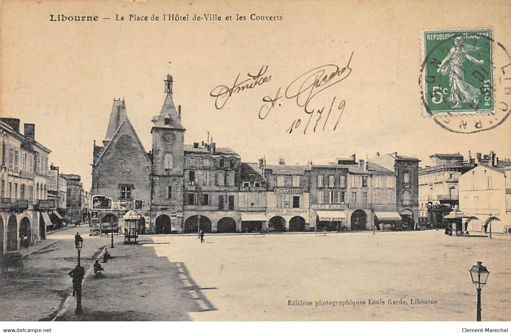LIBOURNE - La Place De L'Hôtel De Ville Et Les Couverts - Très Bon état - Libourne