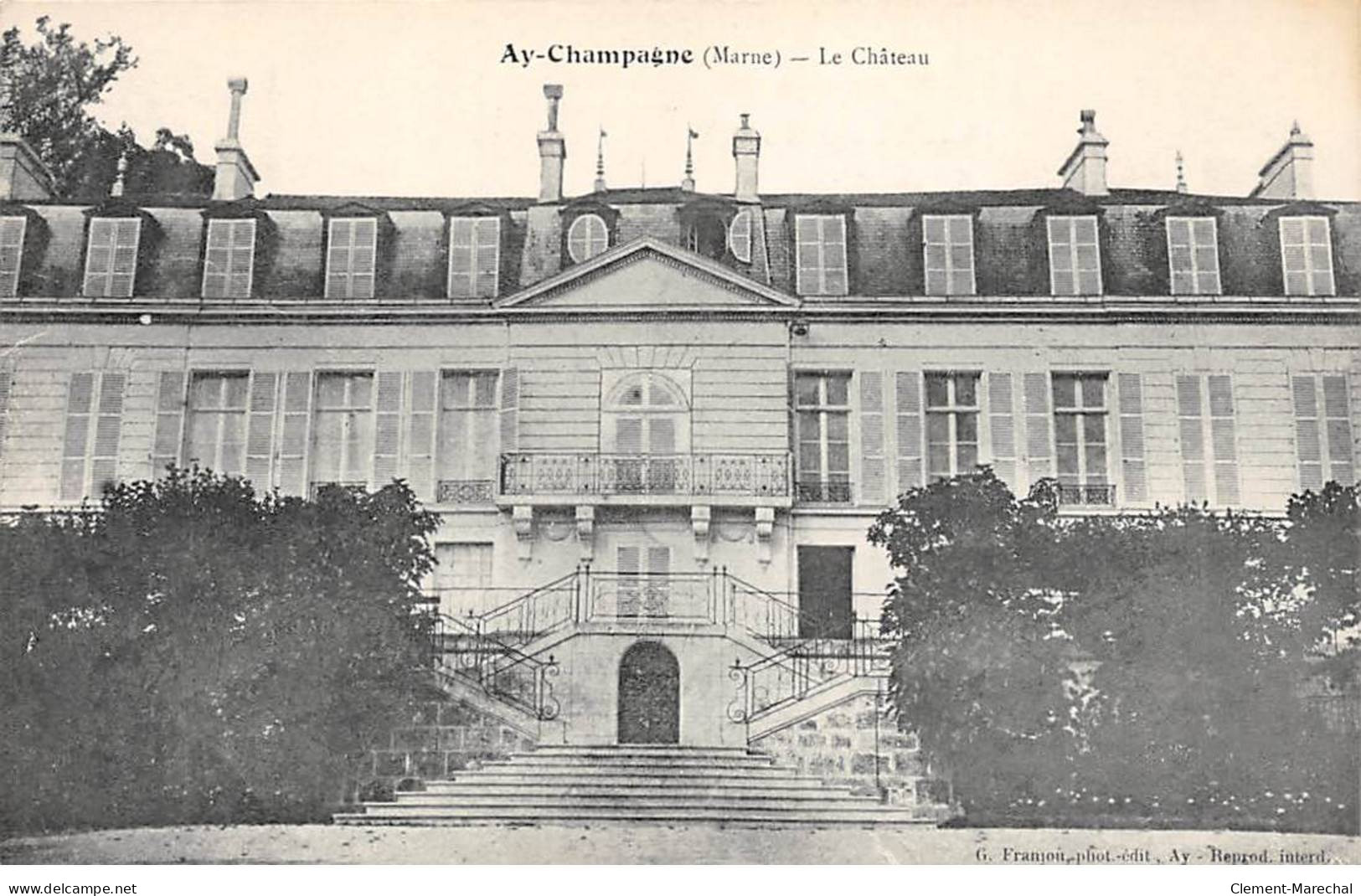 AY CHAMPAGNE - Le Château - Très Bon état - Ay En Champagne