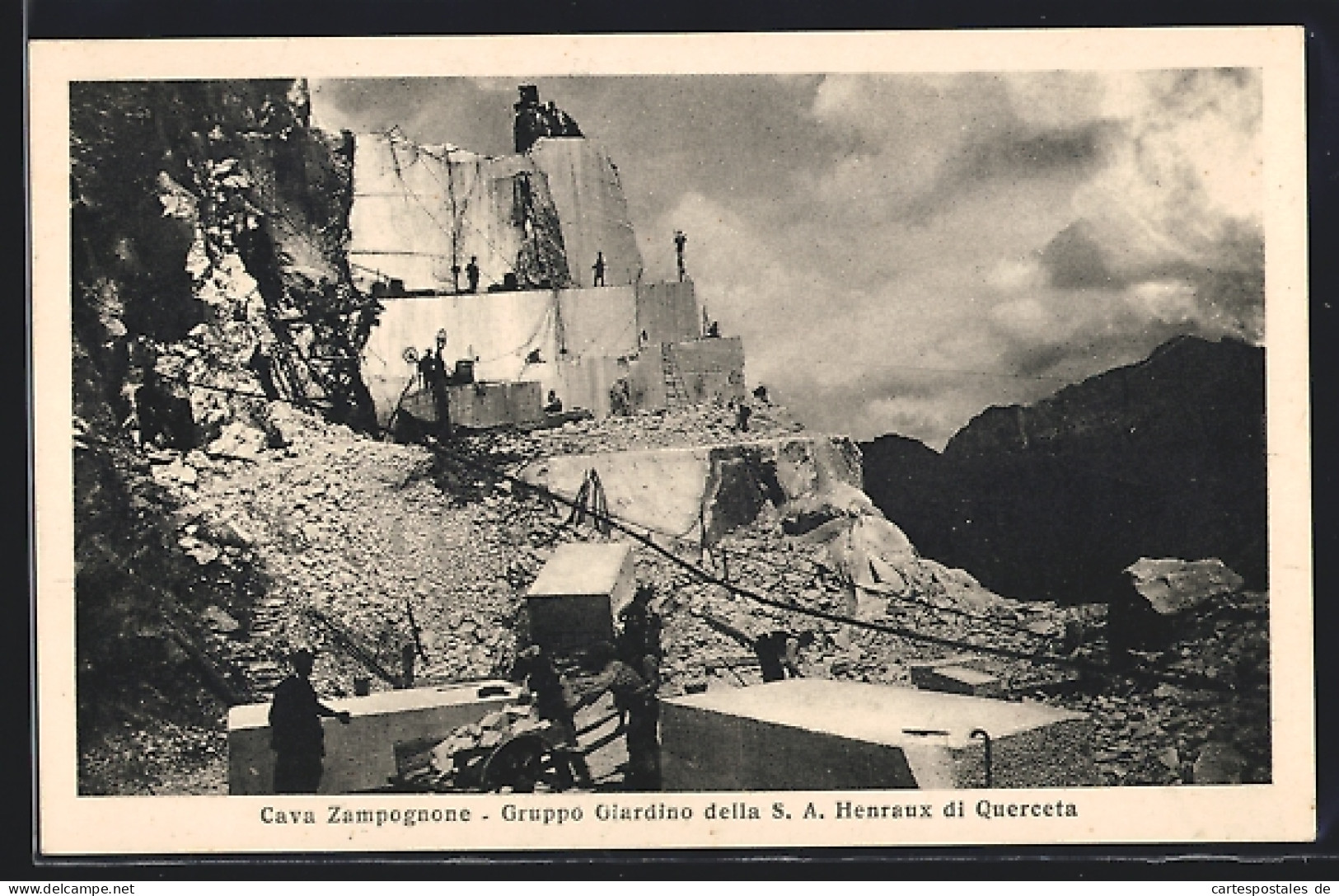 Cartolina Carrara, Cava Zampognone, Gruppo Giardino Della S. A. Henraux Die Querceta, Marmorsteinbruch  - Carrara