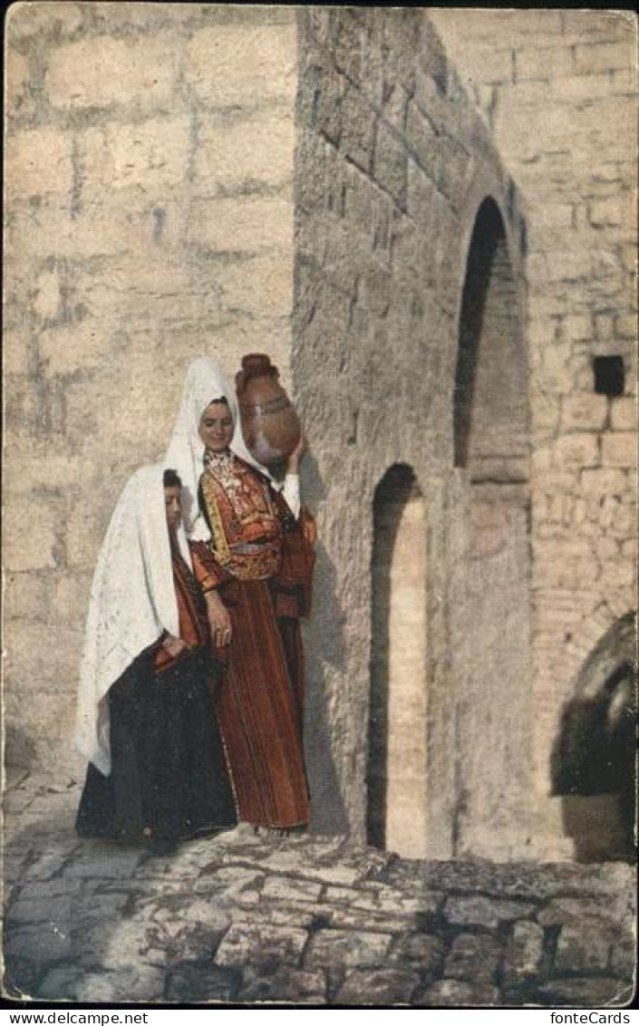11247548 Bethlehem Yerushalayim  Bethlehemer Frauen  - Israel