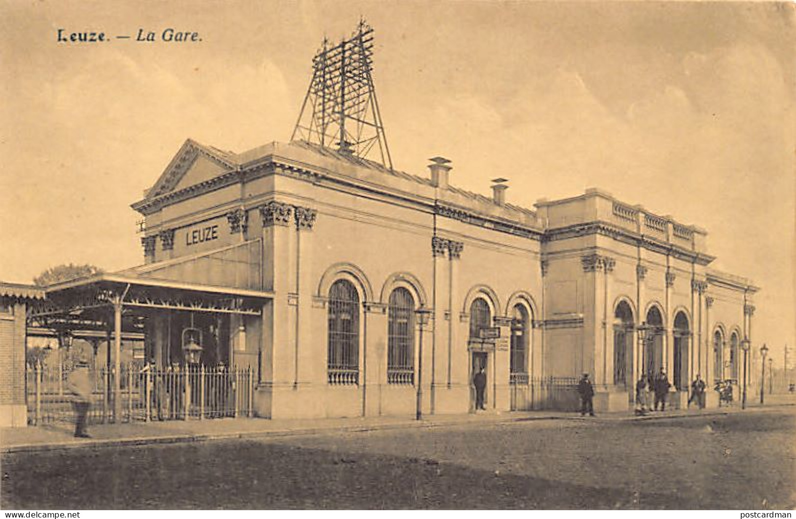 Belgique - LEUZE (Hainaut) La Gare - Leuze-en-Hainaut