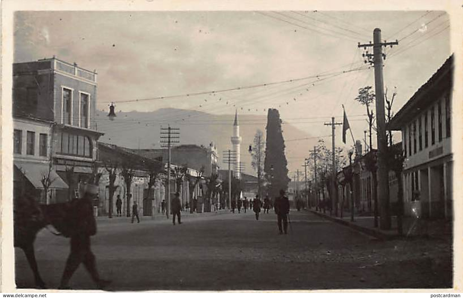 ALBANIA - Street In Tirana - REAL PHOTO. - Albanie