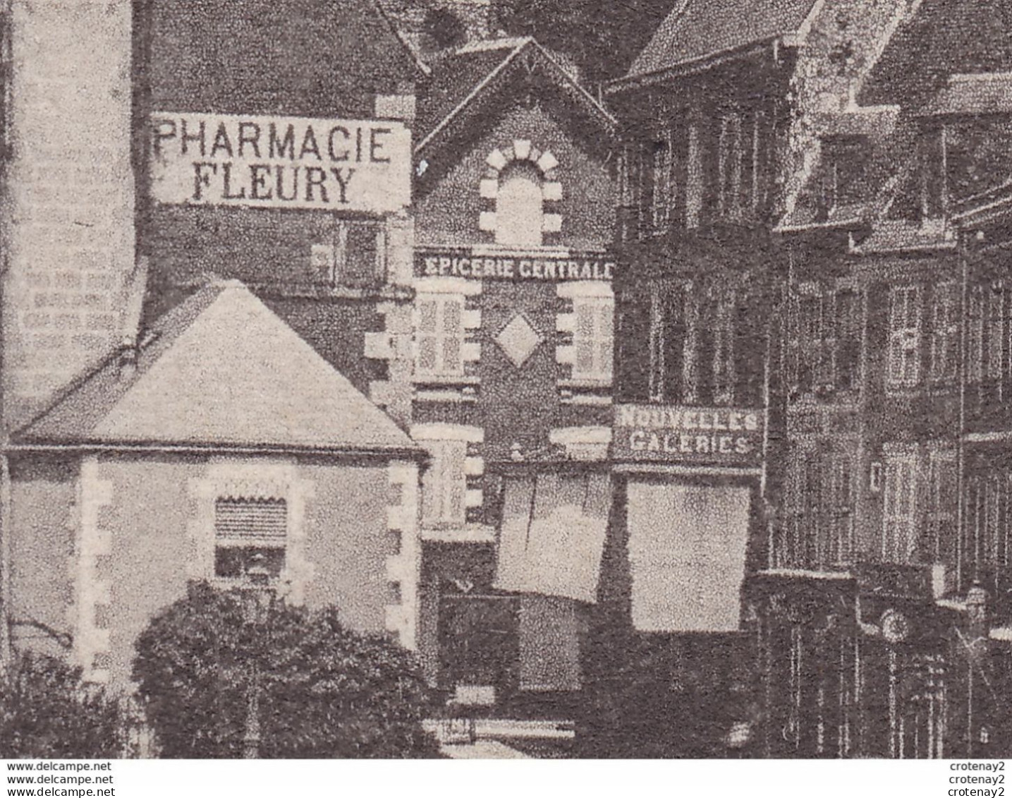 45 GIEN Le Château 1909 VOIR 4 ZOOMS Pharmacie Fleury Charcutier Combes Buvette Chauvet Restaurant VOIR DOS - Gien