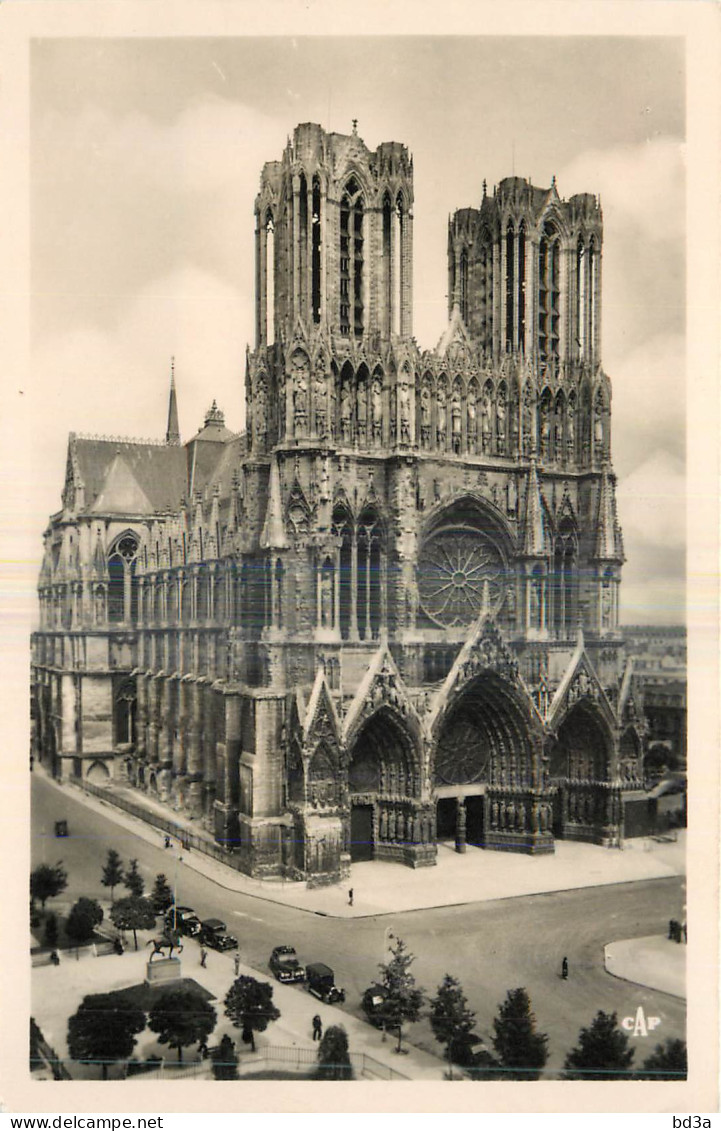 51 REIMS La Cathedrale - Reims