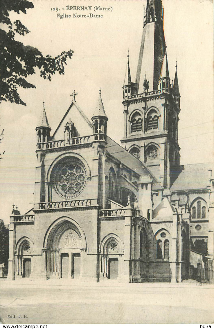 51 EPERNAY Eglise Notre Dame - Epernay