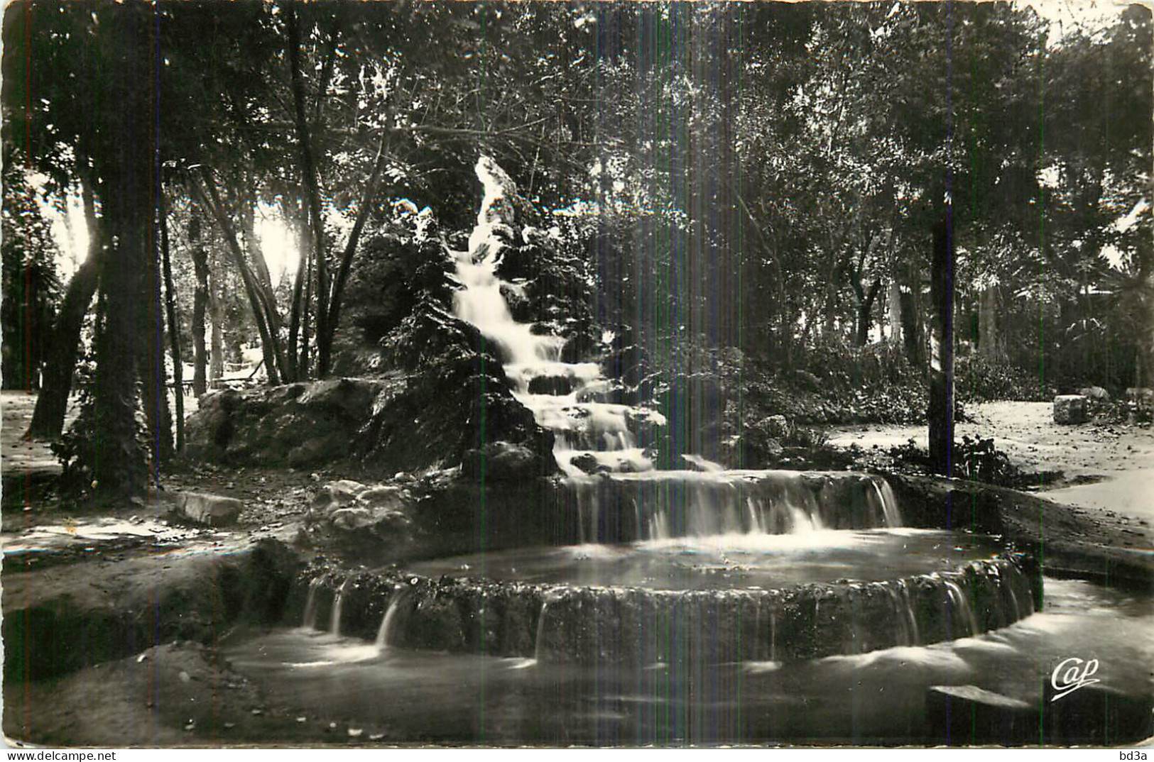 ALGERIE  SIDI BEL ABBES Cascade Du Jardin Public - Sidi-bel-Abbès