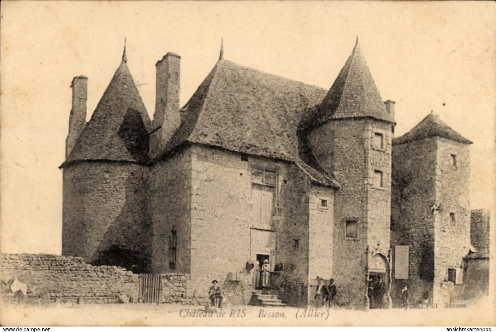 CPA Besson Allier, Schloss Ris - Autres & Non Classés