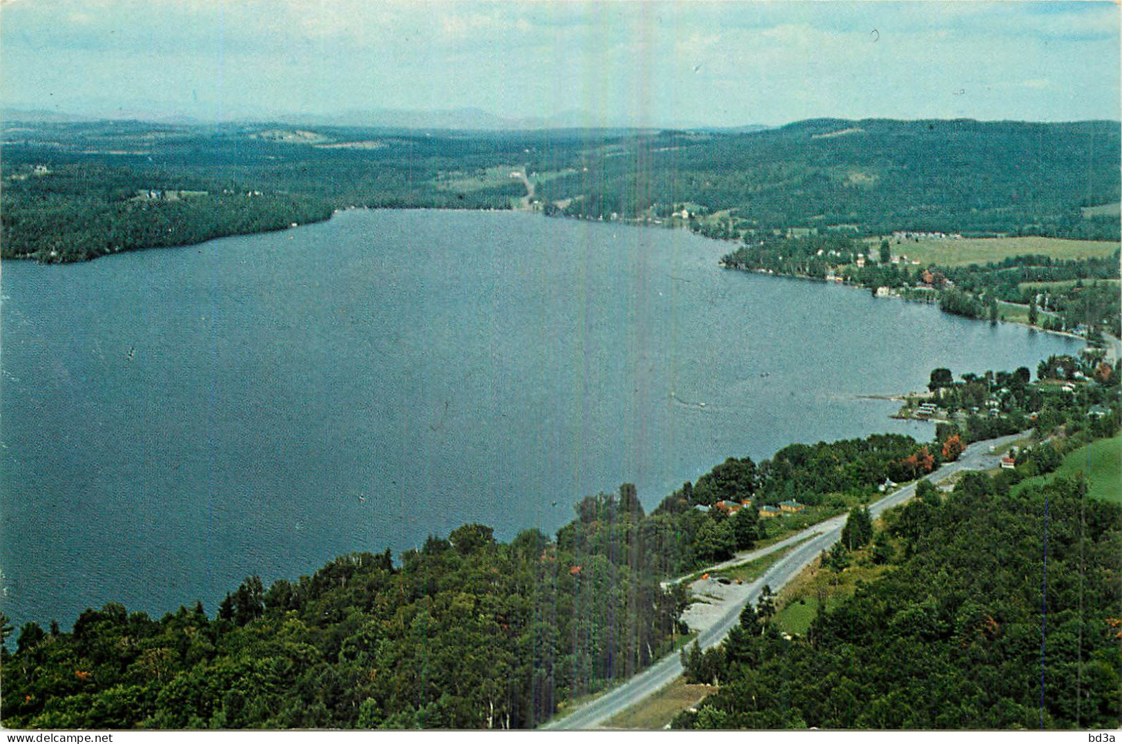 AERIAL VIEW OF LAKE WILLOUGHBY  - Zu Identifizieren