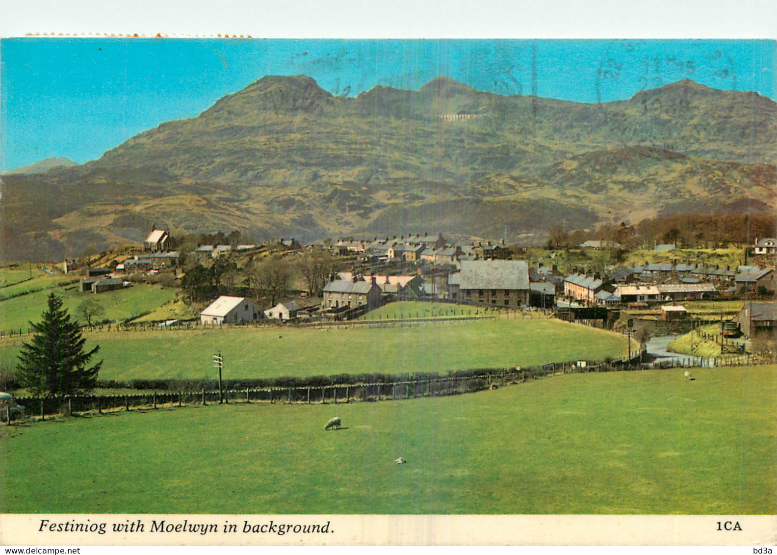 FESTINIOG WITH MOELWYN IN BACKGROUND - Non Classés