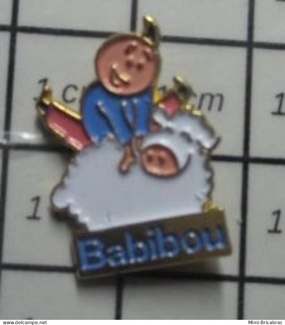 912B Pin's Pins / Beau Et Rare / MARQUES / BABIBOU ENFANT JOUANT A SAUTE-MOUTON - Markennamen