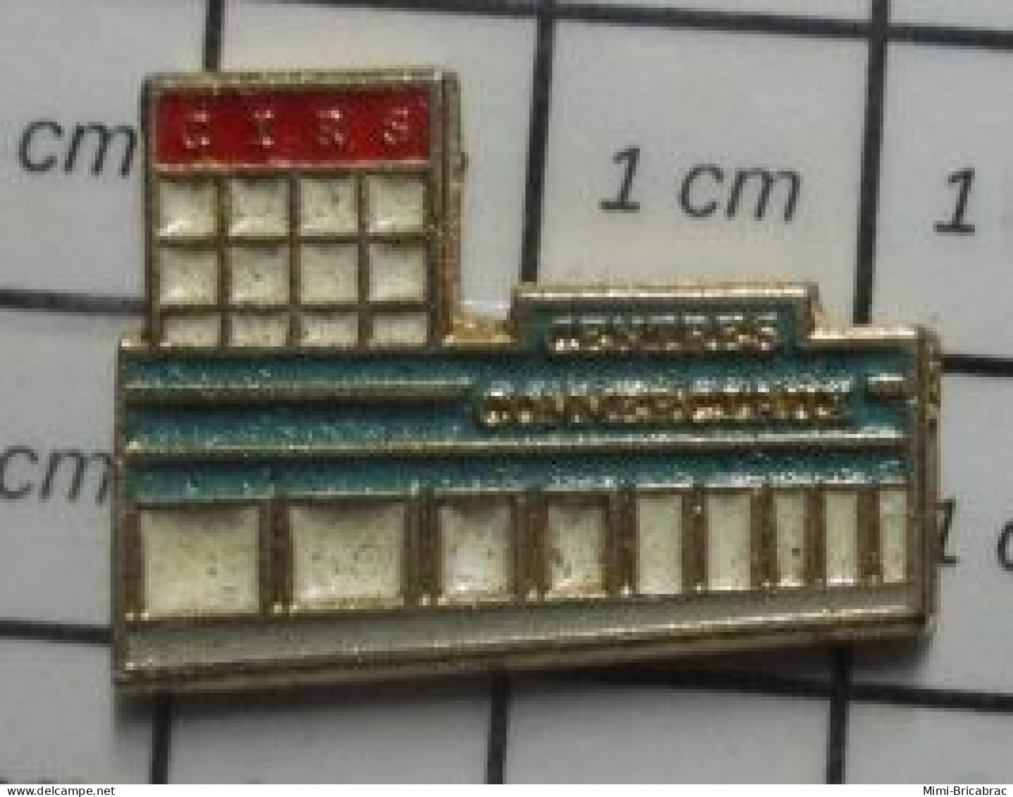 912B Pin's Pins / Beau Et Rare / MARQUES / CIRS CENTRES COMMERCIAUX - Trademarks