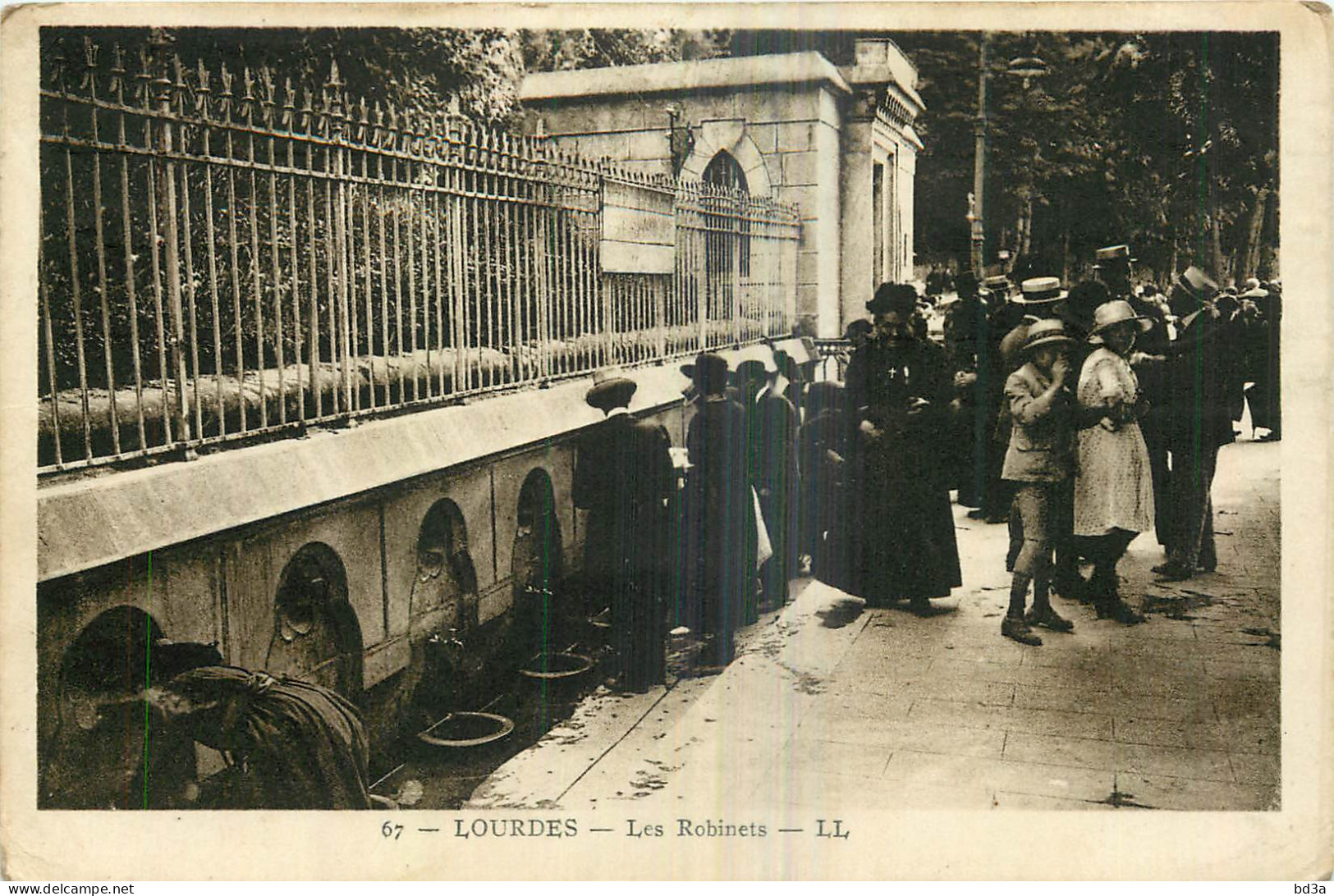 65 LOURDES Les Robinets - Lourdes