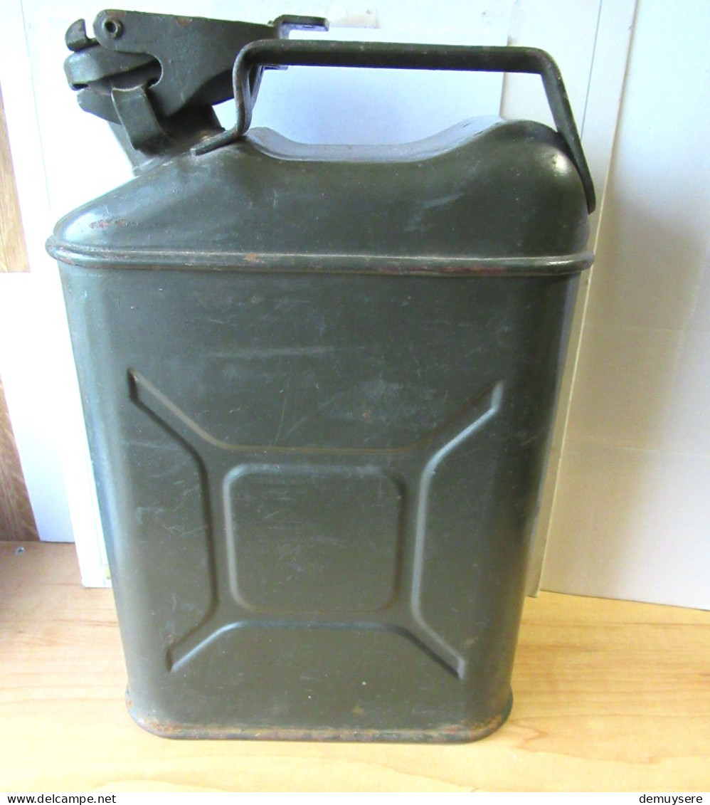 Lade  50 B - JERRYCAN - MOD DEP - 11 X 20 X 31 CM - Other & Unclassified