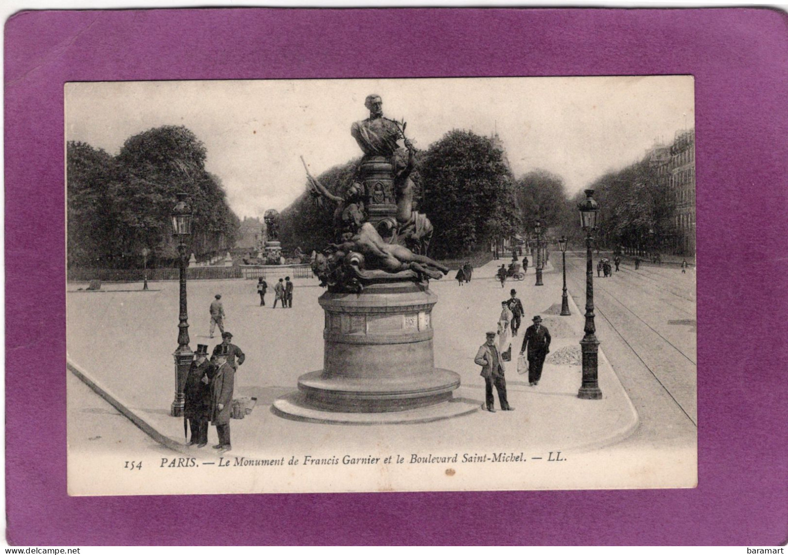 75 PARIS Le Monument De Francis Garnier Et Le Boulevard Saint Michel    LL - Autres Monuments, édifices