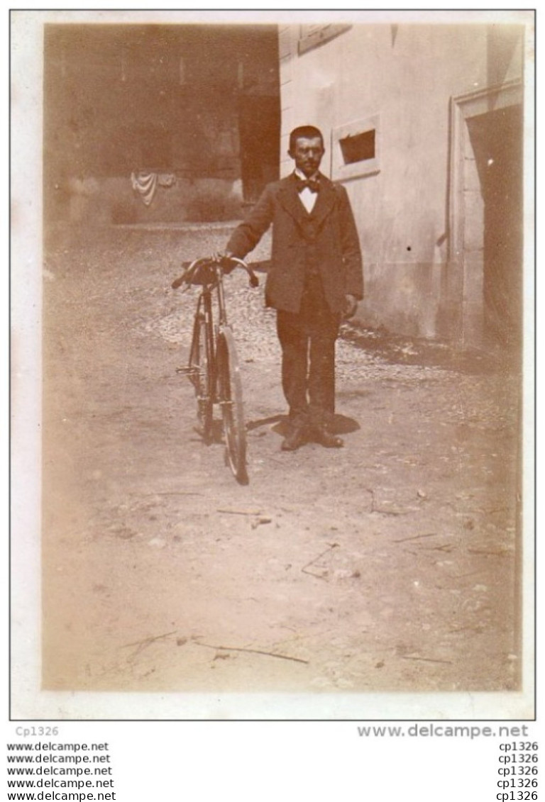 55Hys   Photo Originale Cycliste Velo Bicyclette Tacot Lieu à Identifier - Cyclisme