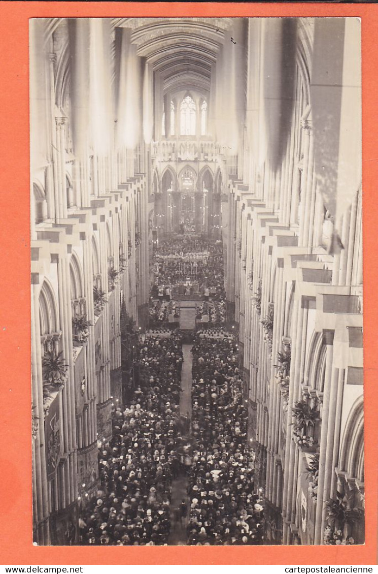 35651 / Carte-Photo ROUEN (76) Cérémonie Religieuse  Messe Intérieur Cathédrale 1920s  - Rouen