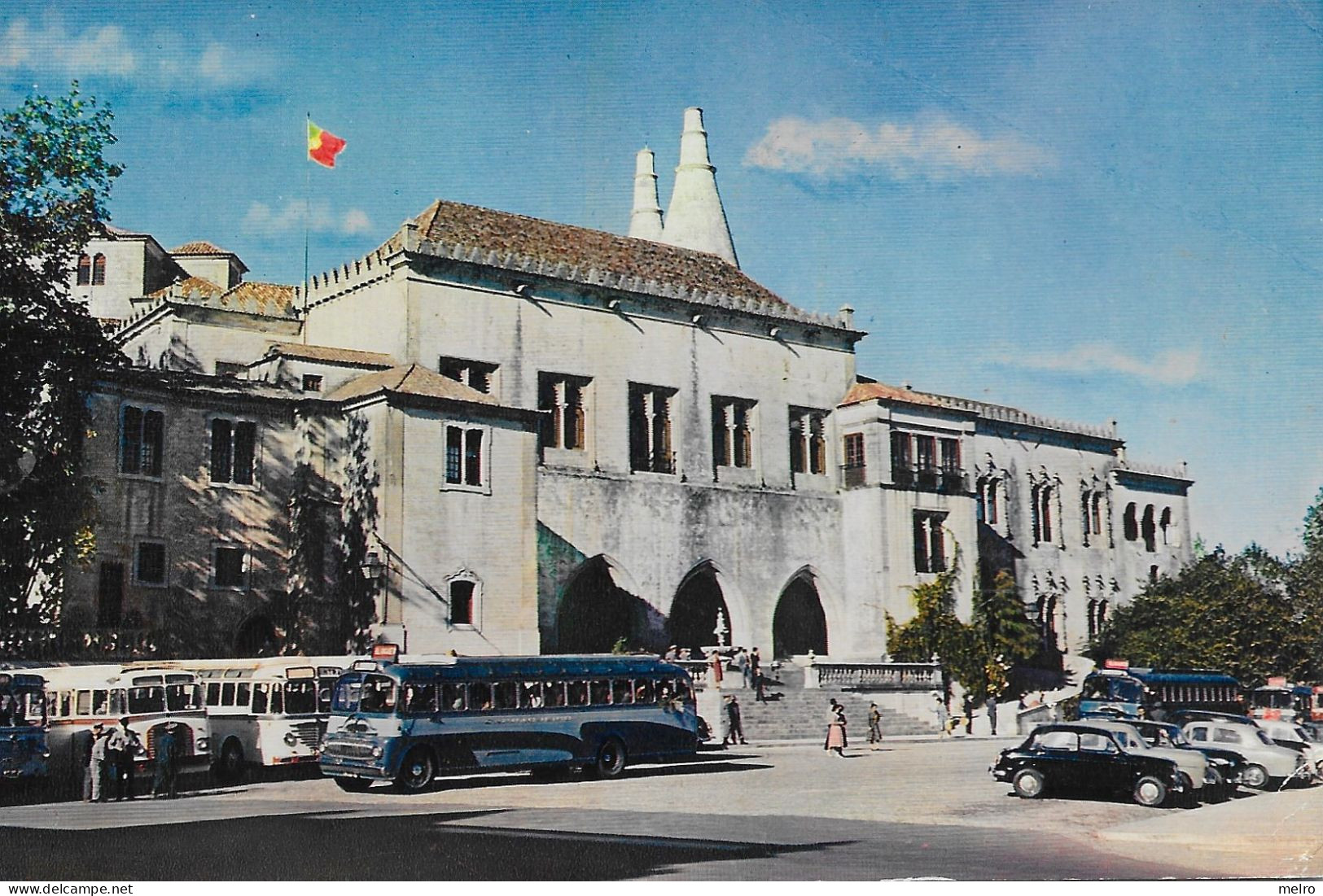 PORTUGAL-  SINTRA - O Palácio Nacional De Sintra - (BUS-AUTOCARS) - Bus & Autocars