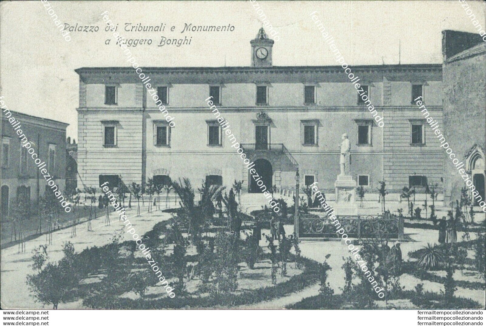 Bg350 Cartolina Lucera Palazzo Dei Tribunali E Monumento A Ruggero Bonghi Foggia - Foggia