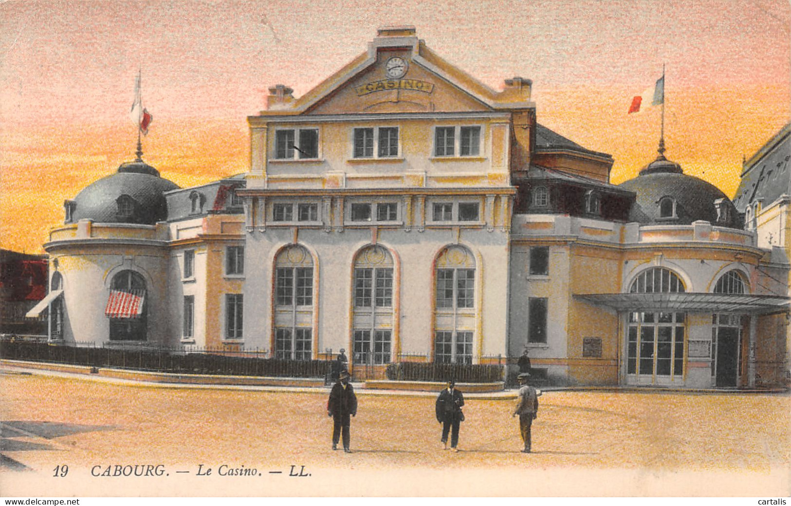 14-CABOURG-N°4224-G/0211 - Cabourg
