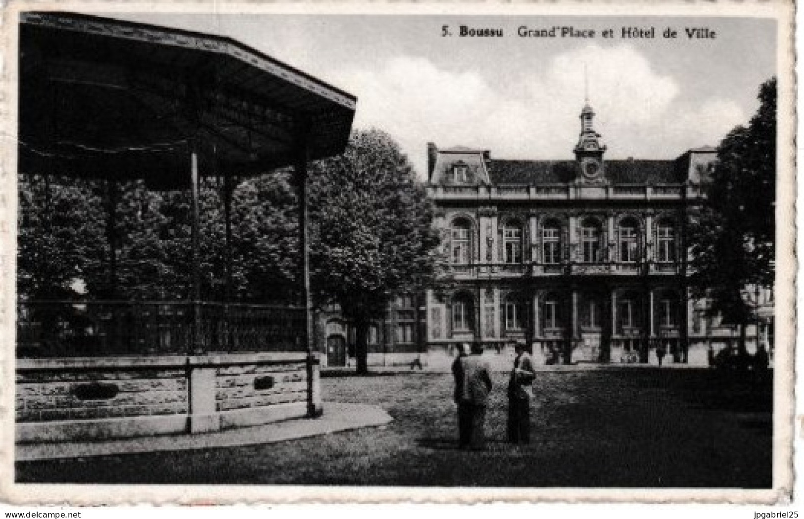 DEND Boussu Grand Place Et Hotel De Ville - Boussu