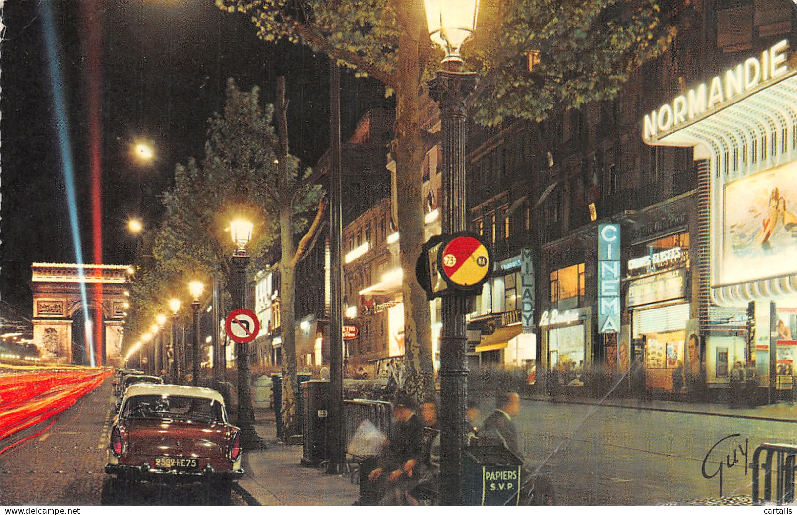 75-PARIS L AVENUE DES CHAMPS ELYSEES-N°4225-E/0019 - Champs-Elysées