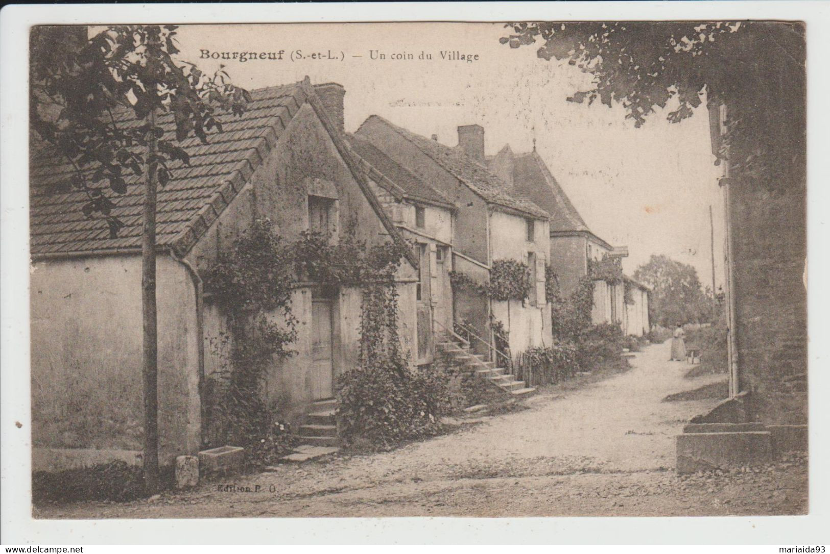 BOURGNEUF - SAONE ET LOIRE - UN COIN DU VILLAGE - Autres & Non Classés