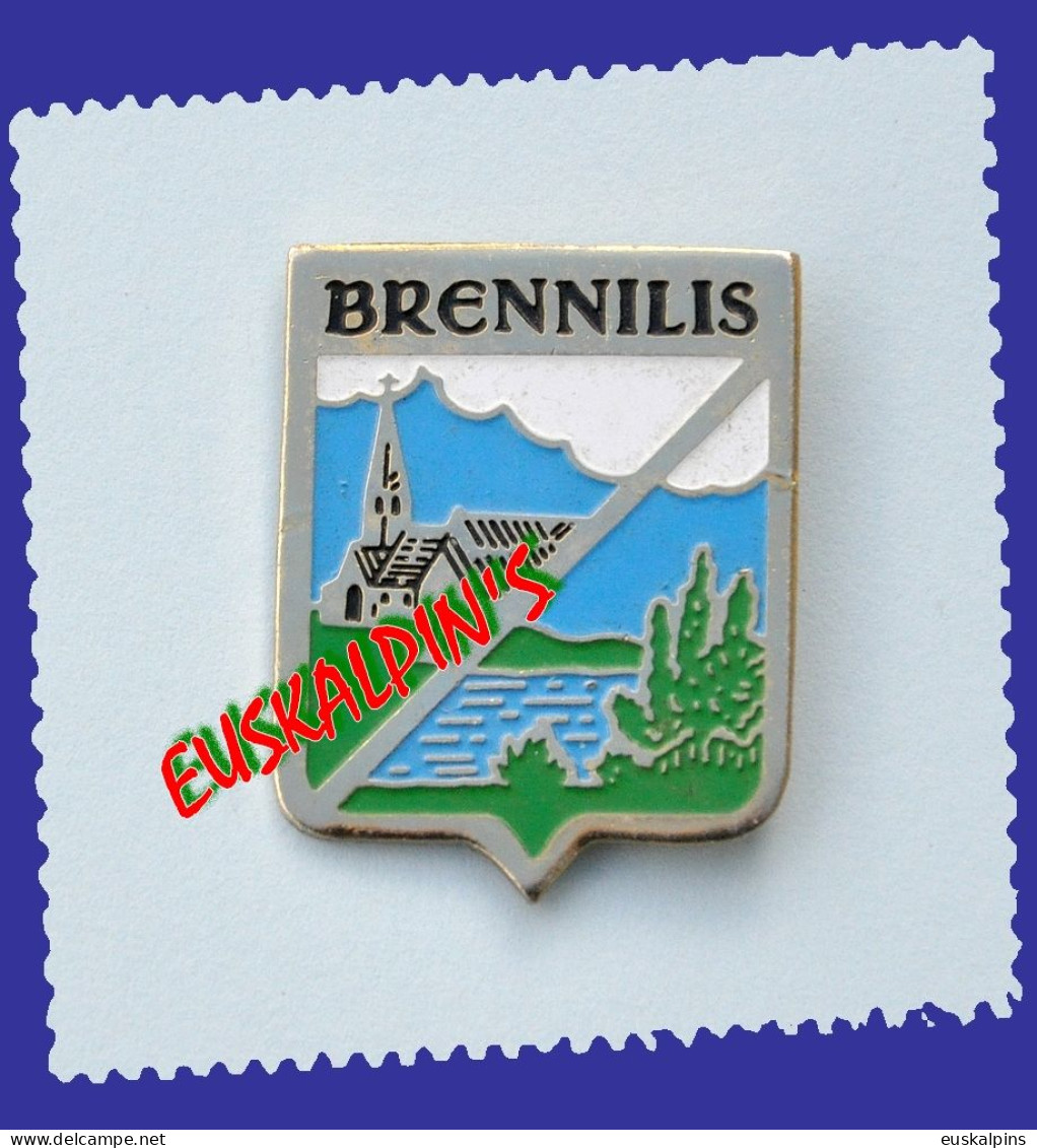 Pin's Commune De BRENNILIS, Finistère, Bretagne - Cities