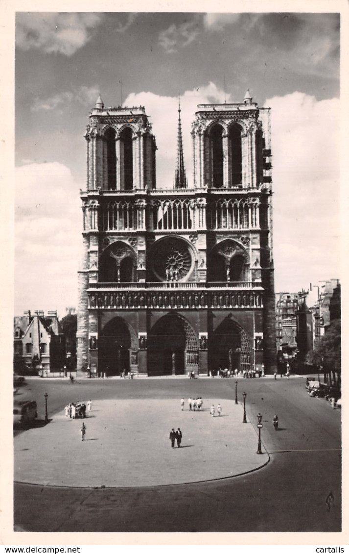 75-PARIS L EGLISE NOTRE DAME-N°4228-C/0259 - Notre Dame De Paris