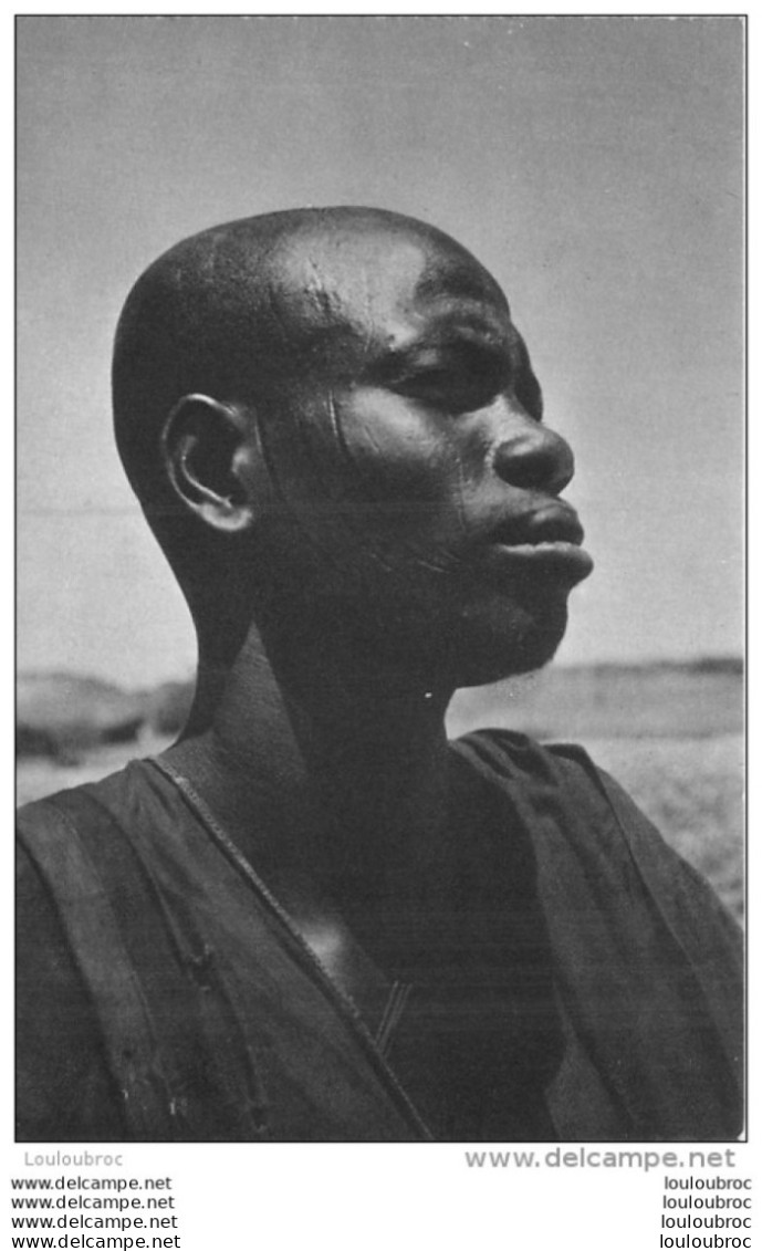 TCHAD ETHNOGRAPHIE UN KOTOKO DESCENDANT DES SAO - Tsjaad