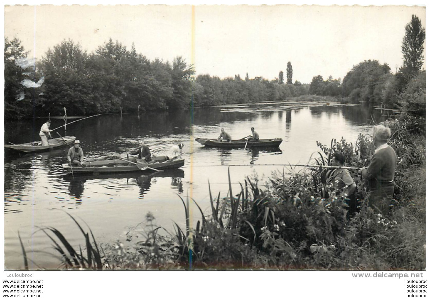 LA PECHE AU PORT GAUTIER  PECHE A LA LIGNE ET BARQUES - Fishing