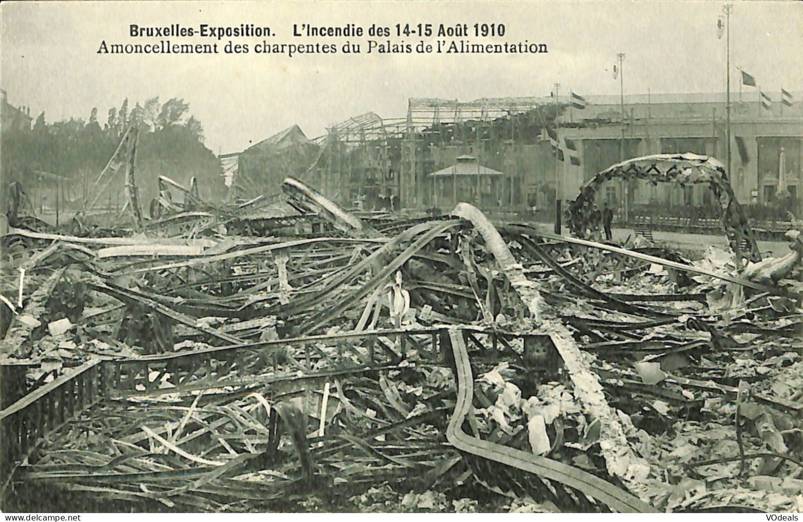 Belgique - Brussel - Bruxelles - Exposition - L'incendie Des 14-15 Août 1910 - Amoncellement Des Charpentes - Universal Exhibitions