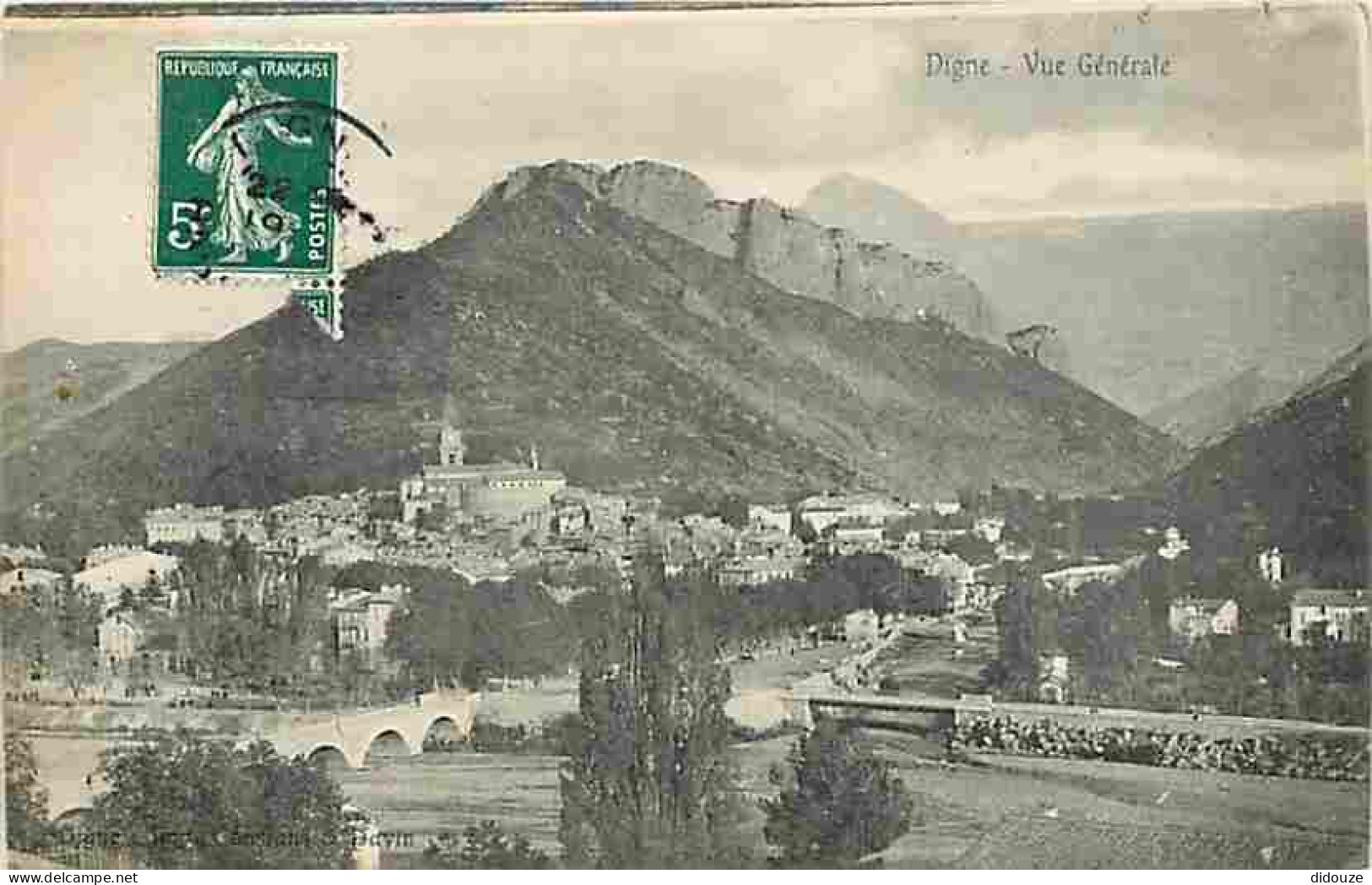 04 - Digne - Vue Générale - CPA - Voir Scans Recto-Verso - Digne