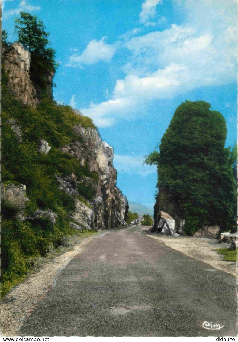 03 - Allier - La Vallée De La Sioule - Le Roc Armand - Mention Photographie Véritable - Carte Dentelée - CPSM Grand Form - Autres & Non Classés