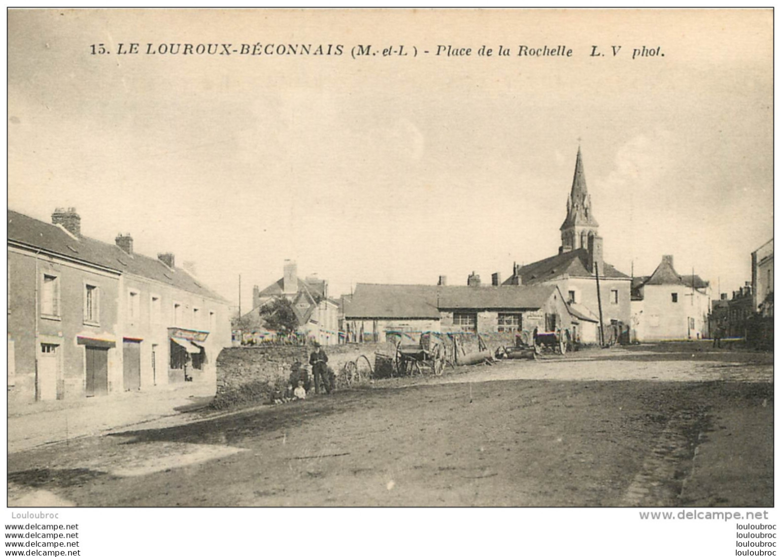 RARE LE LOUROUX BECONNAIS  PLACE DE LA ROCHELLE - Le Louroux Beconnais
