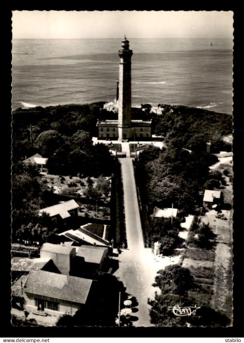 17 - ILE DE RE - ST-CLEMENT-DES-BALEINES - LE PHARE DES BALEINES - VUE AERIENNE - Ile De Ré