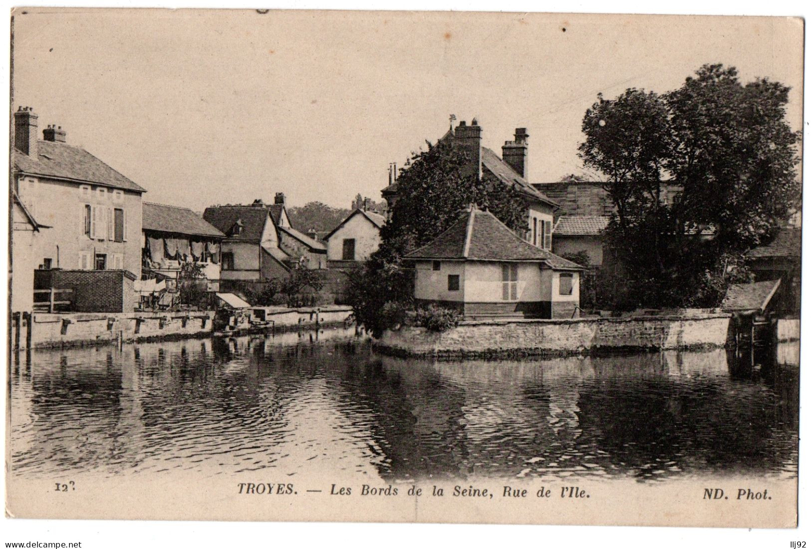 CPA 10 - TROYES (Aube) - 123. Les Bords De La Seine, Rue De L'Ile - ND Phot - Troyes