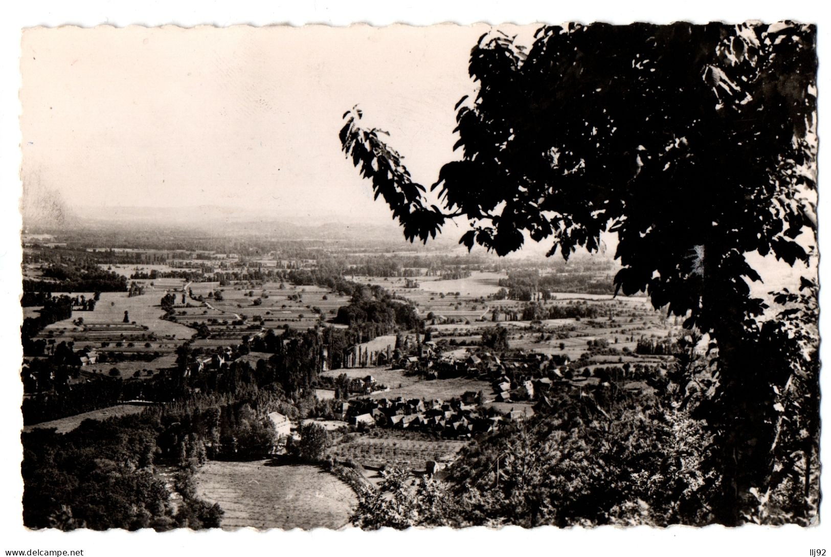 CPSM GF 19 - LE SAILLANT (Corrèze) - Vue Générale Et Vallée De La Vézère - Autres & Non Classés