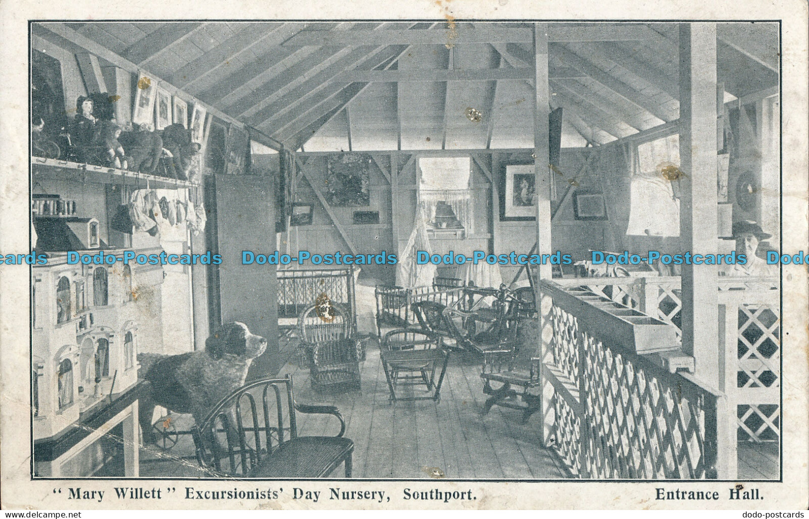 R000137 Mary Willett Excursionists Day Nursery. Southport. Entrance Hall - Monde