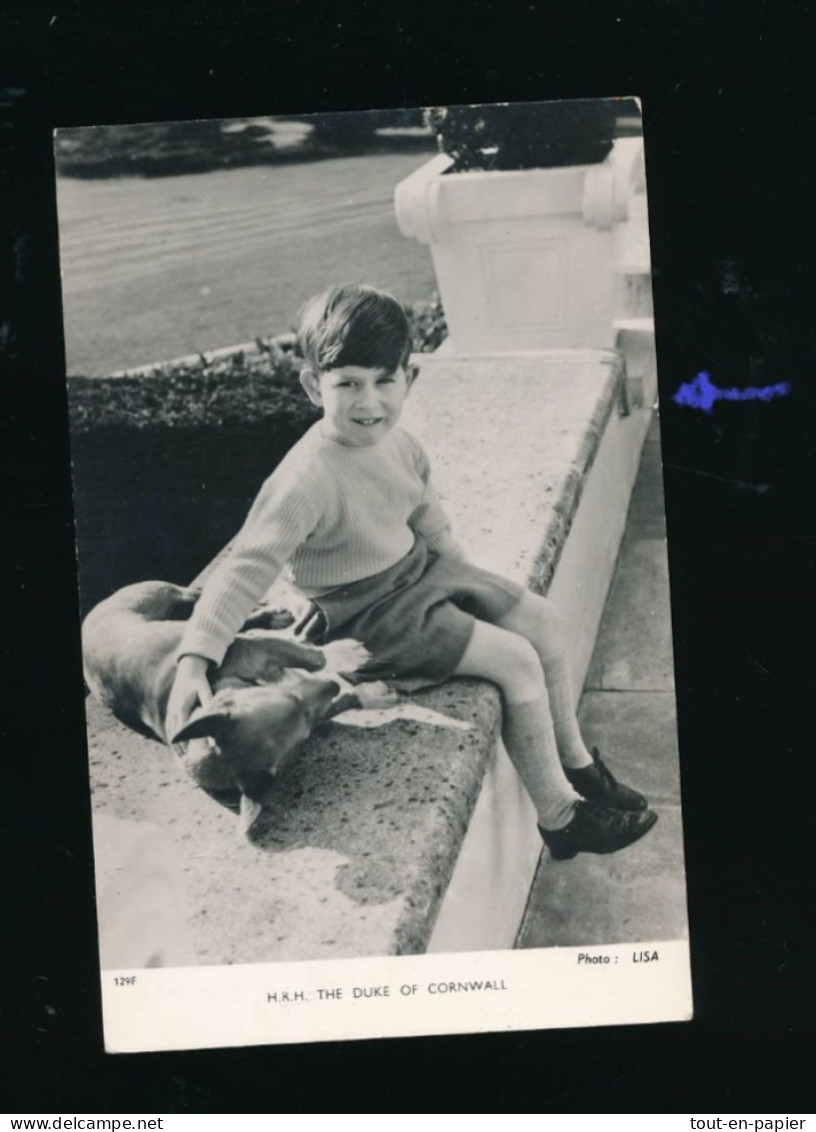 CPA  - DUc De Cornwall Avec Son Chien -  HRH Duc Of Cornwall With Dog - Photo Lisa ( ABIMEE )- Raphael Tuck - Familles Royales