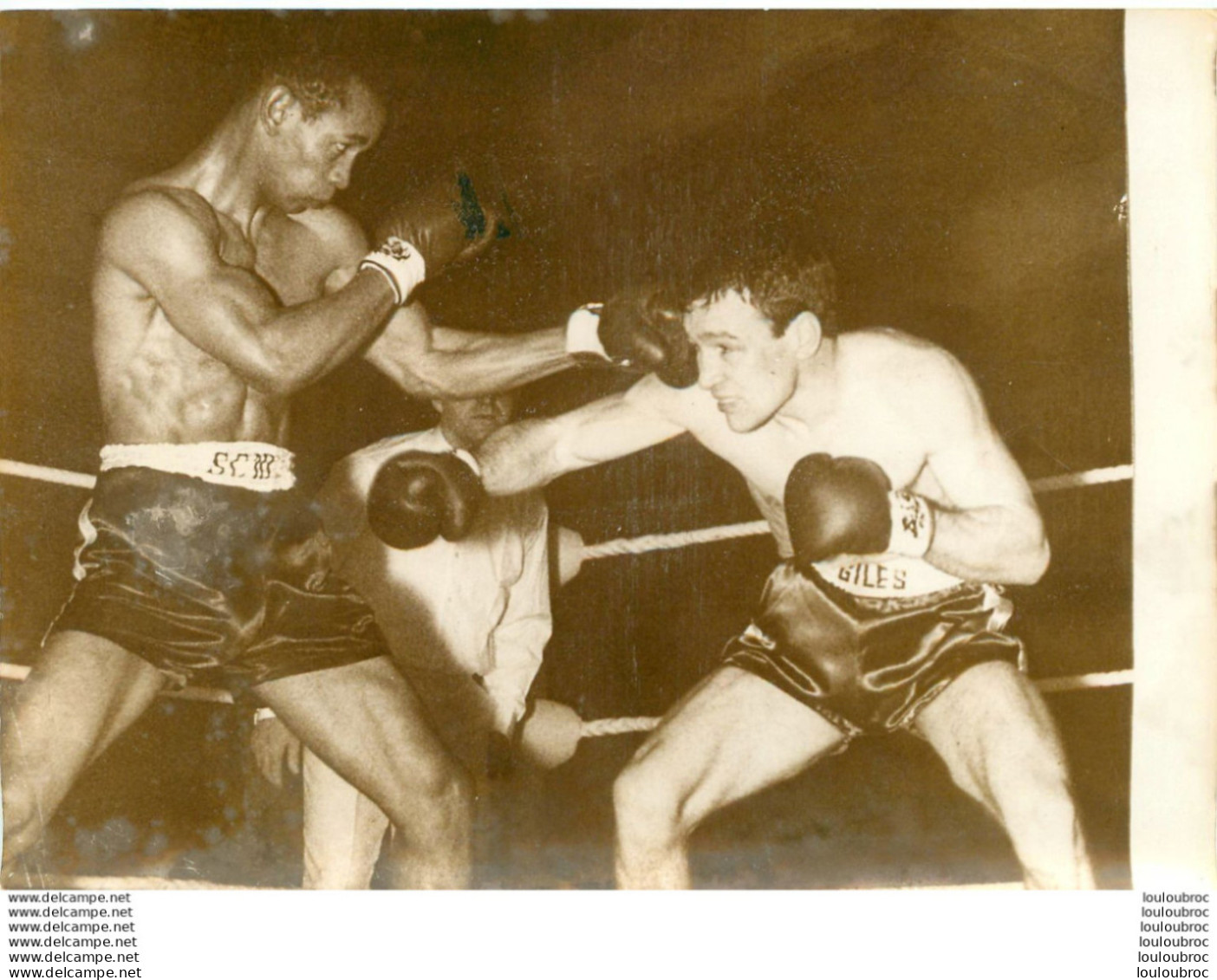 BOXE DAVE CHARNLEY BAT FERNAND NOLLET 02/1961 PHOTO PRESSE ORIGINALE  18X13CM - Deportes