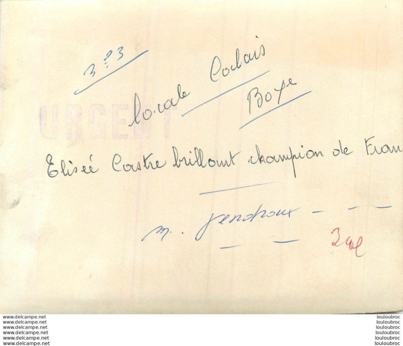 BOXE 1960 ELISEE CASTRE CHAMPION DE FRANCE DES MOUCHES PHOTO DE PRESSE 15 X 10 CM R1 - Sport