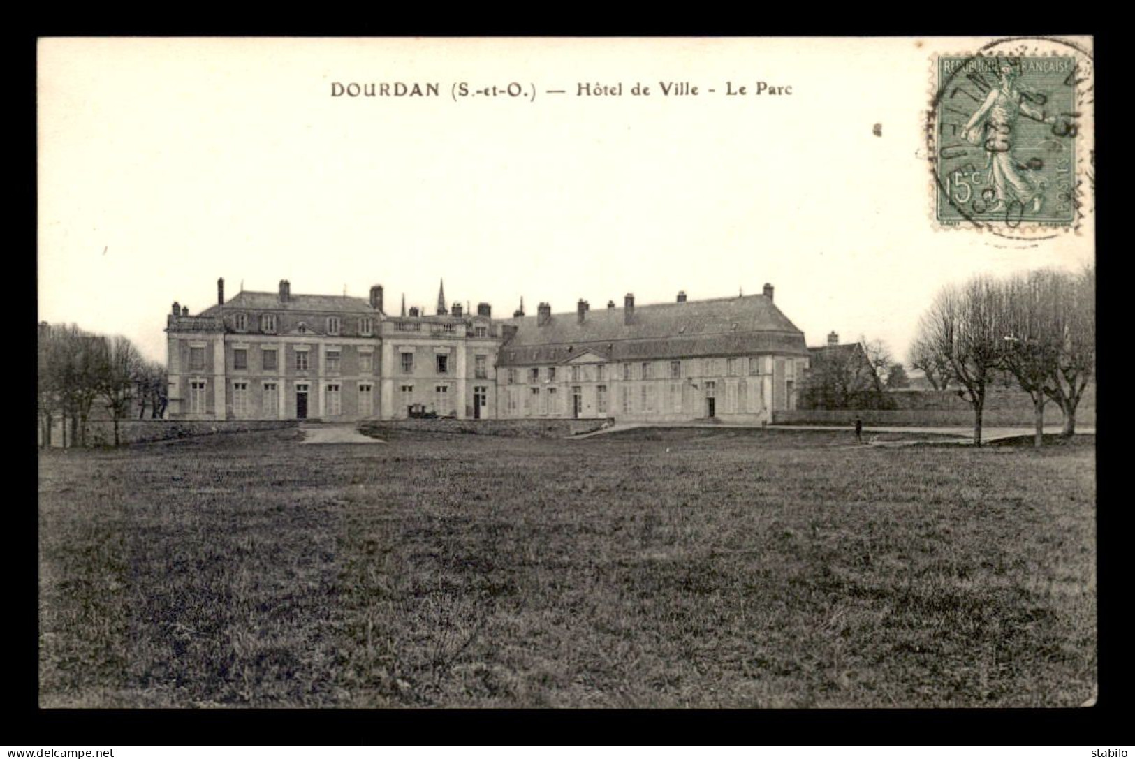 91 - DOURDAN - HOTEL DE VILLE - LE PARC - Dourdan