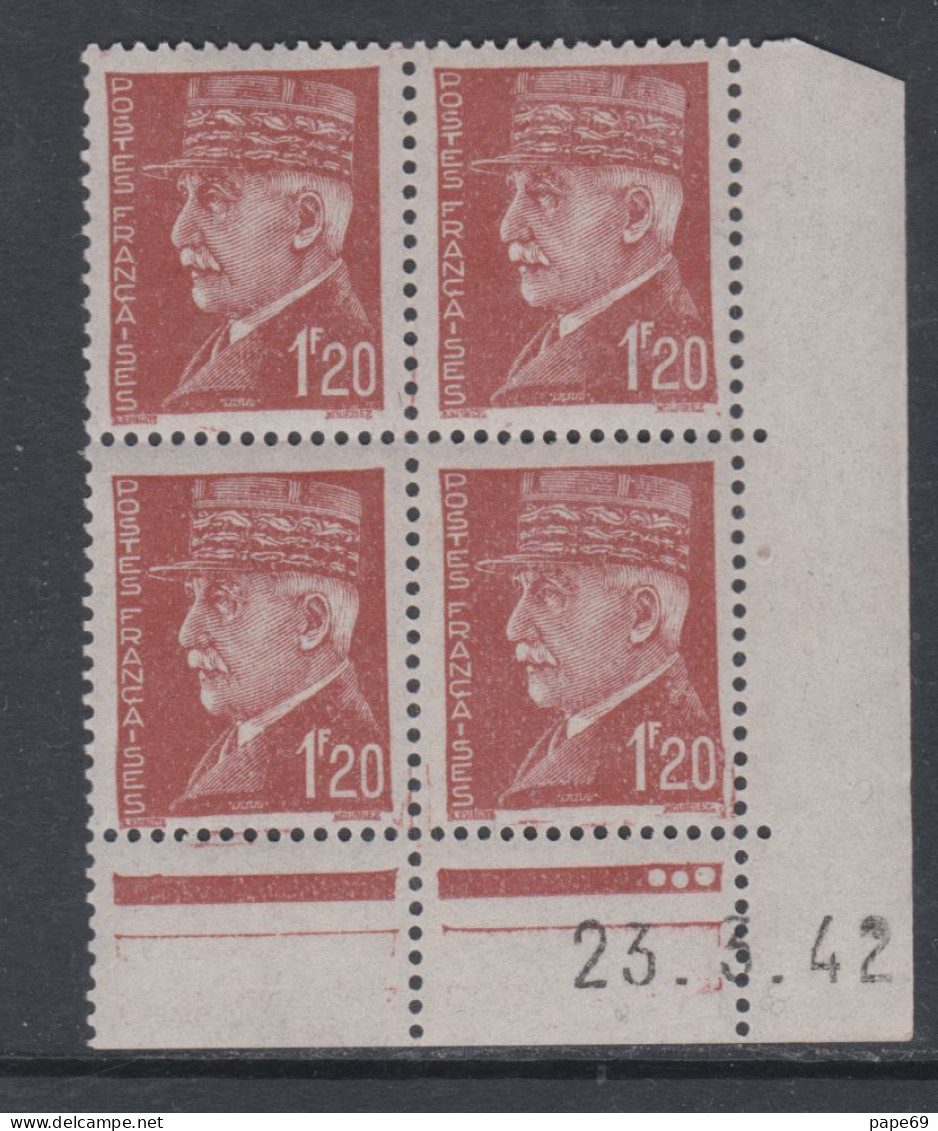 France N° 514 (.) : Type  Pétain : 1 F. Rouge En Bloc De 4 Coin Daté Du 12 . 11 . 41 ; Ss Pt Blanc ; Neuf Ss Gomme, TB - 1940-1949