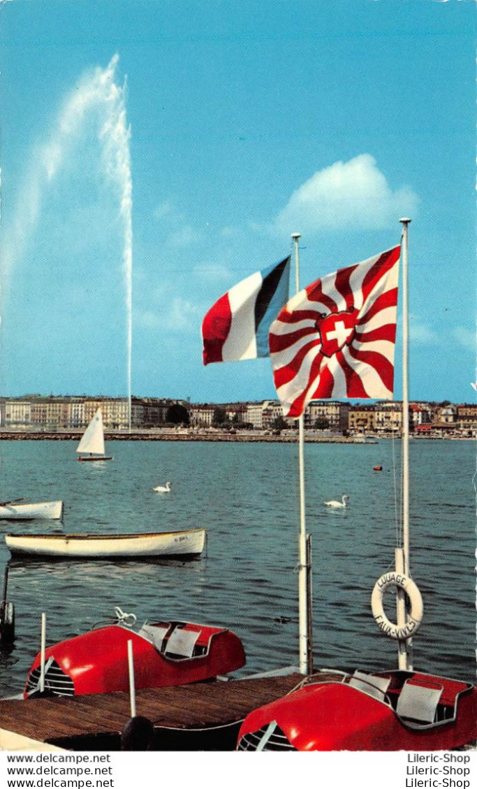 Suisse > GE Genève - La Rade Et Le Jet D' Ban - Pédalos Cpsm 1967 - Genève