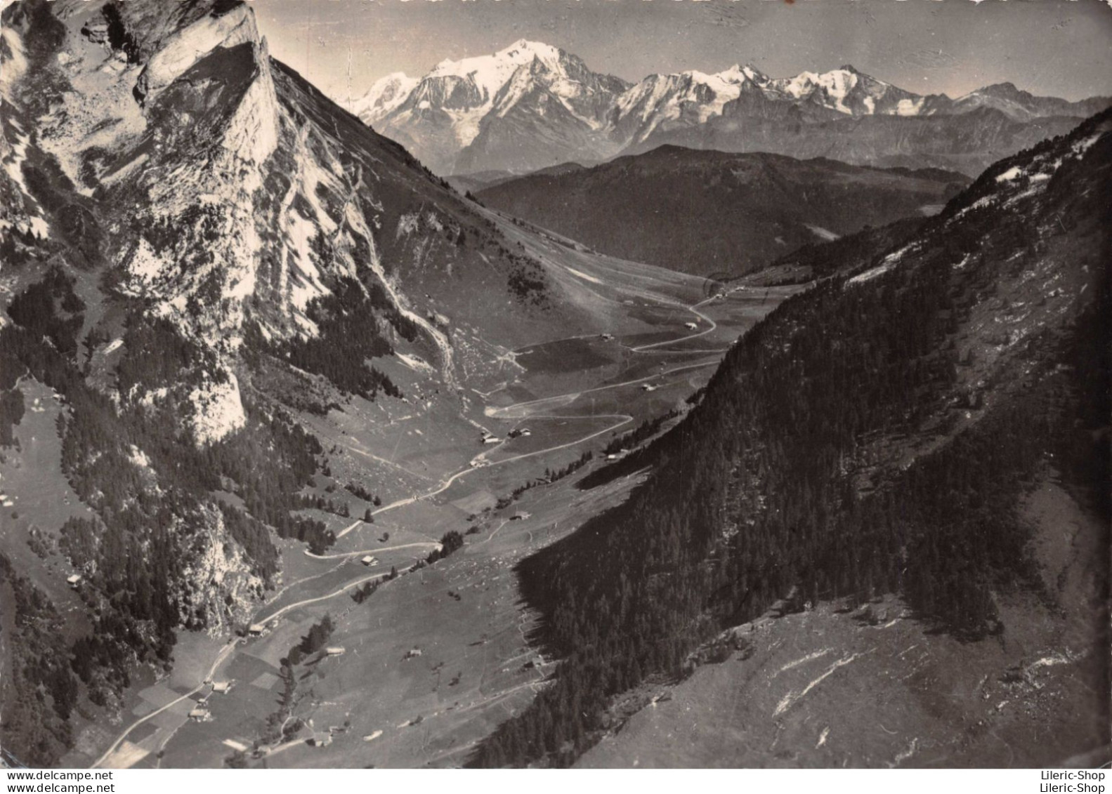 LE COL DES ARAVIS (Savoie - Hte-Savoie), Alt. 1.500 M., Et Le MONT-BLANC (4.807 M.). - Autres & Non Classés