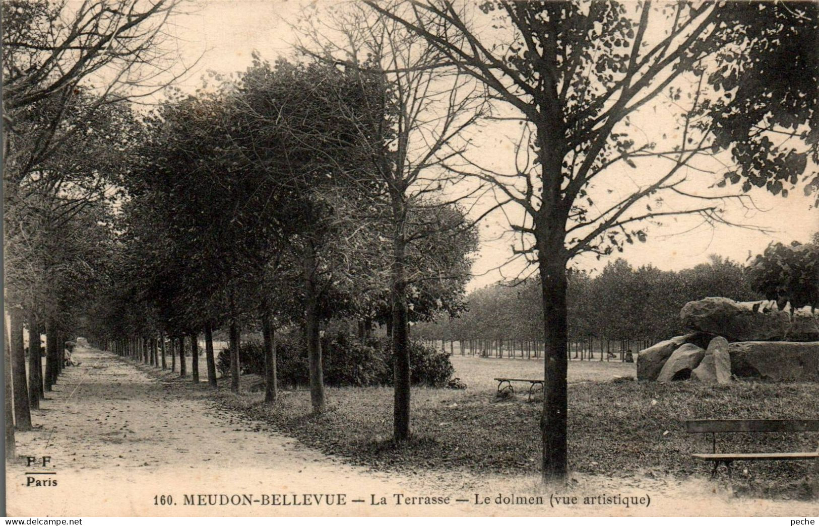 N°2891 W -cpa Meudon Bellevue -la Terrasse -le Dolmen- - Meudon