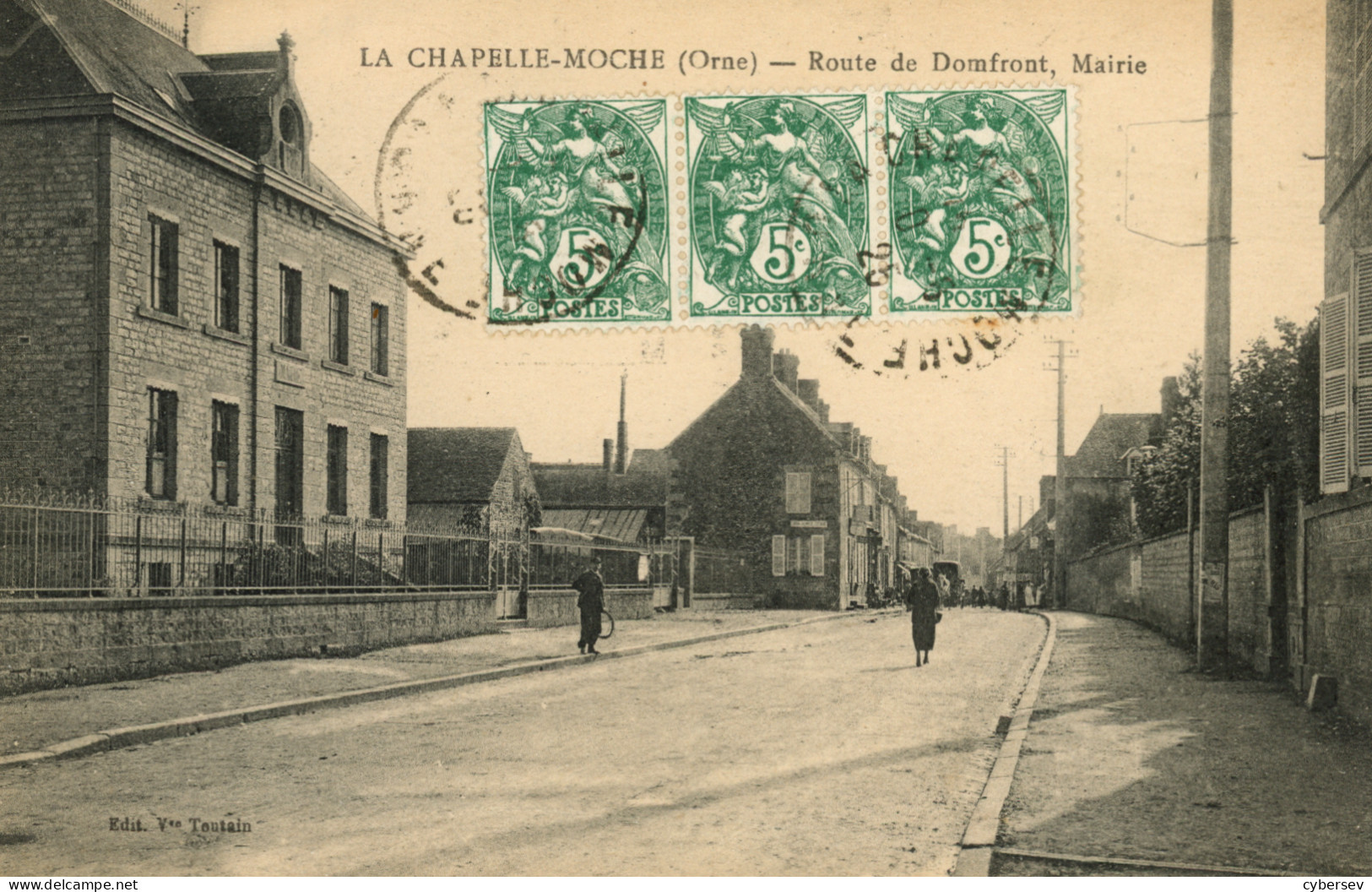 LA CHAPELLE MOCHE - Route De Domfront, Mairie - Animé - Sonstige & Ohne Zuordnung